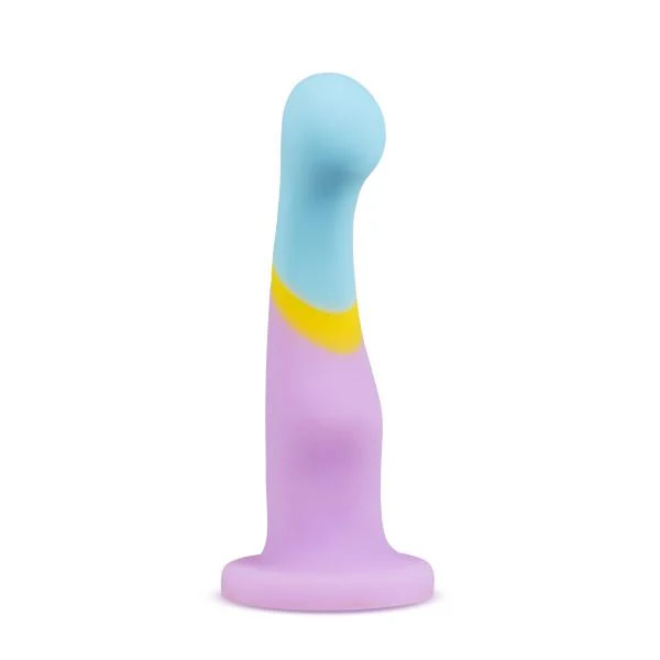 Blush Avant D14 Heart of Gold Silicone Dildo with Suction Cup - Image 4