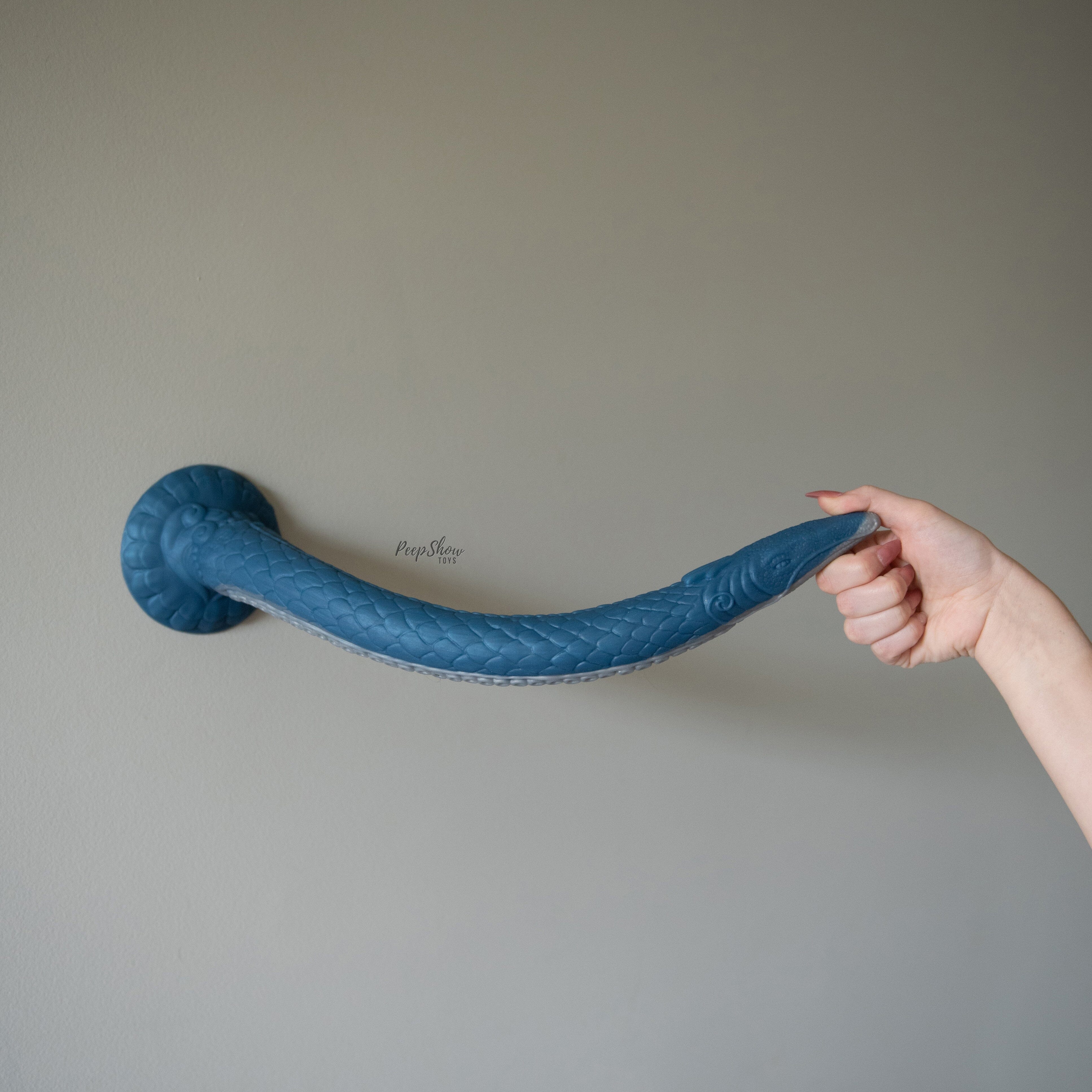 17" Eel Soft Colon Snake with Suction Cup - Image 4