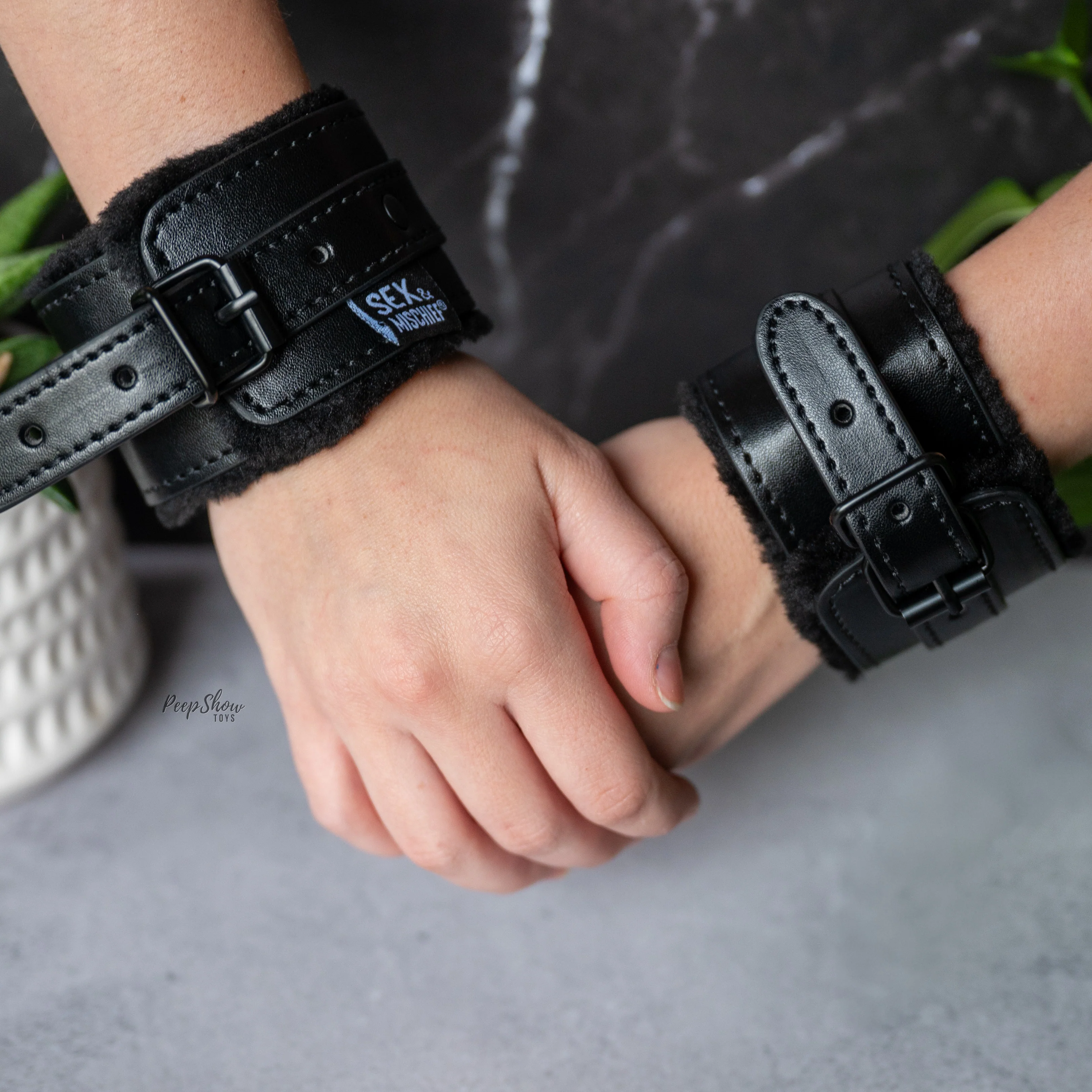 Shadow Fur Handcuffs - Image 5