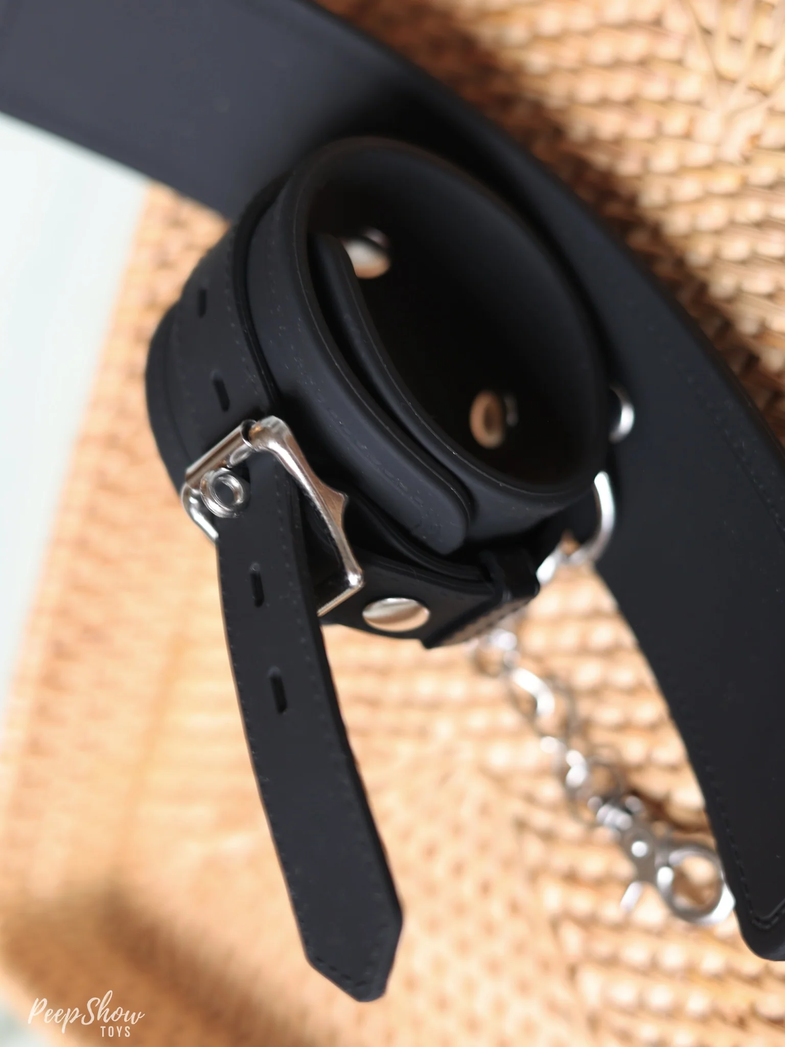 Sil-Cuffs Heavy-Duty Silicone Handcuffs - Image 9