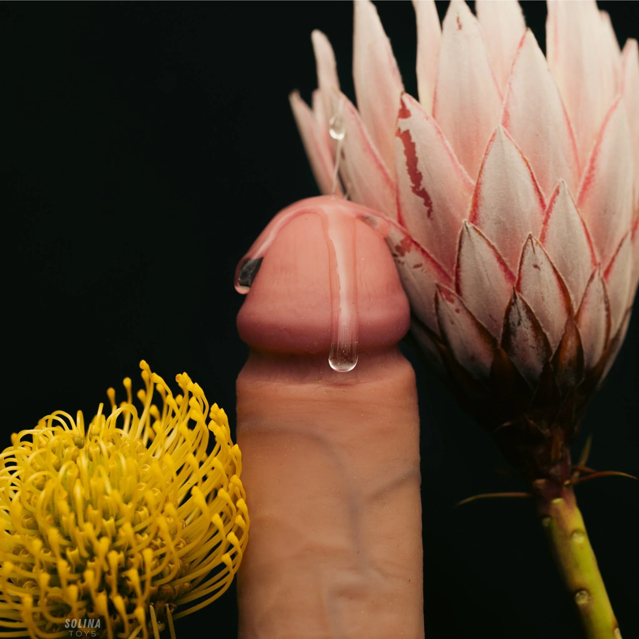 Solina Mega XXL - *HUGE* Ultra-Realistic Silicone Dildo - Image 3
